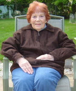 Donna's Mother, Ginger